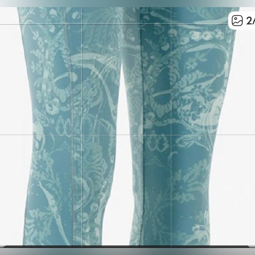 👗Chico's Zenergy Aqua Floral Leggings - Picture 2 of 8